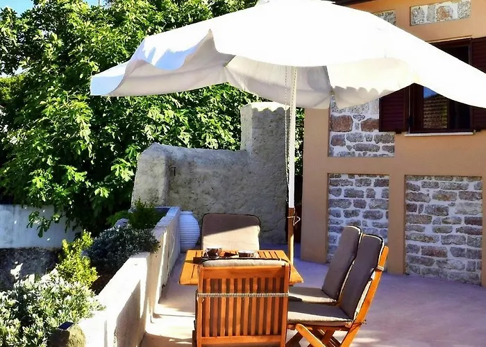 Tilemachos Traditional House Вати