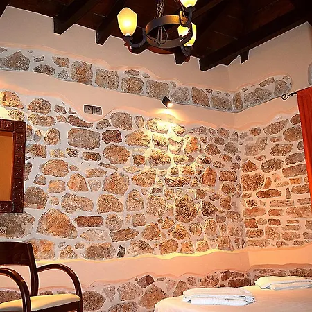 بيت للعطل Tilemachos Traditional House *